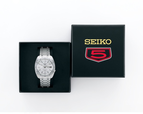哲 SEIKO 5スポーツ限定モデル | ショップニュース | 時計倶楽部