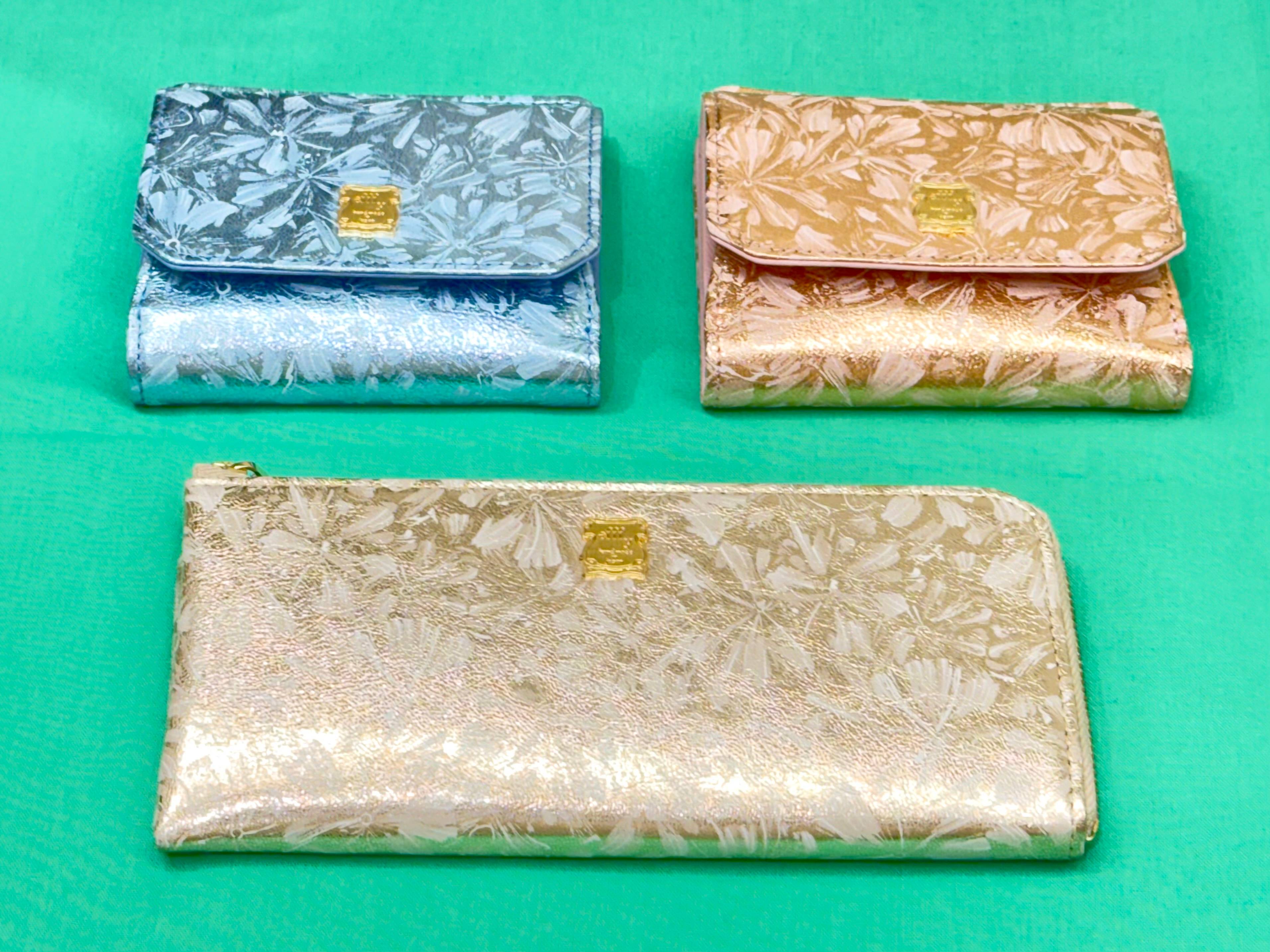 キラキラefffy財布入荷