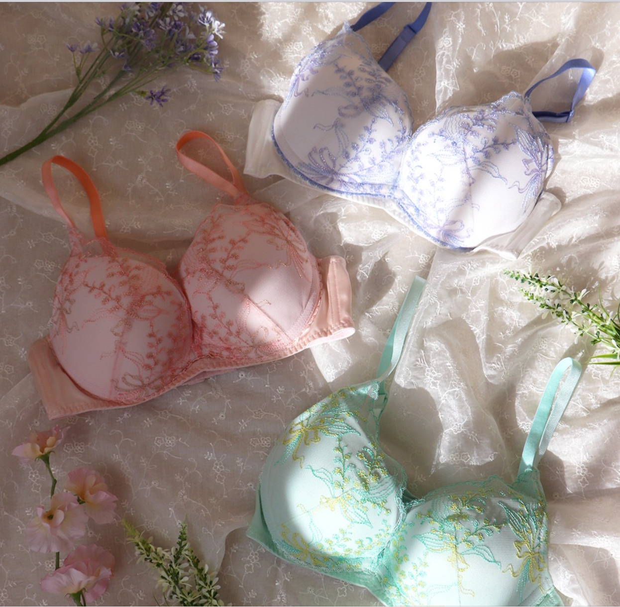 春を感じる新作登場☆